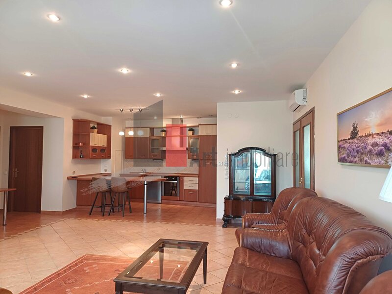 Universitate, apartament in bloc construit 2000, locuit/ birou